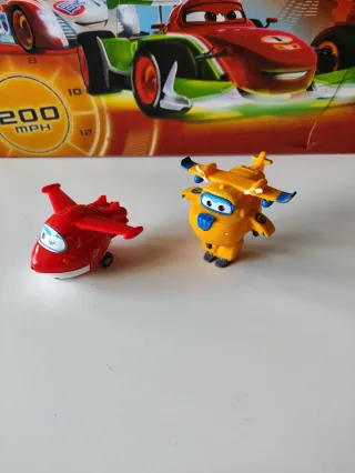 Avión Super Wings Rojo