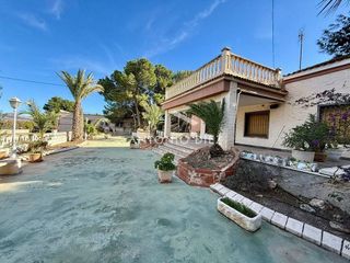 Chalet en venta en Aspe