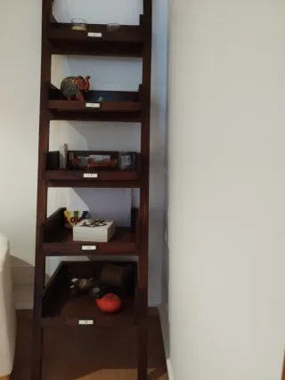 Estantería de teca maciza