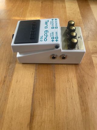 Pedal guitarra BOSS TE-2 Tera Echo