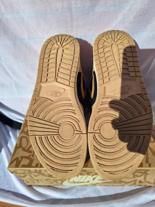 Air Jordan 1 Retro High OG Negro/Marrón