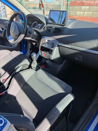 Renault Clio sport 197