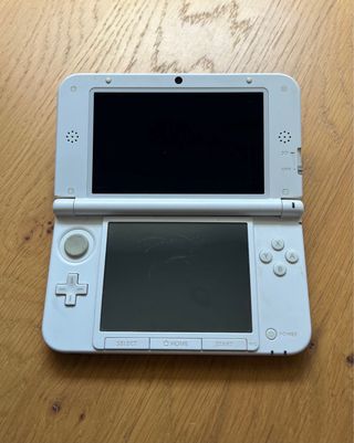 Nintendo 3DS XL bianca