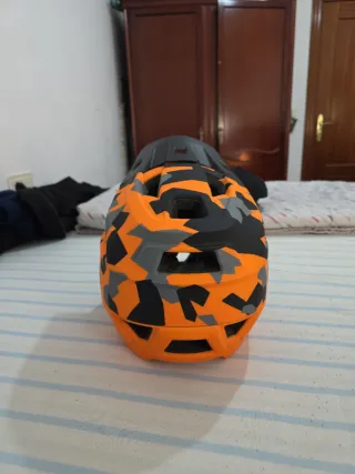 Casco integral naranja talla L
