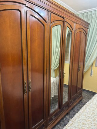 Set de Armario, cama, mesitas de noche y tocador