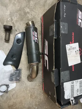 Tubo de escape SC Project carbono