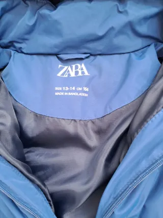 Abrigo acolchado azul marino