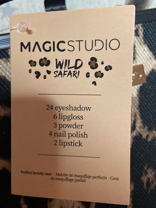 Neceser estampado leopardo sin estrenar