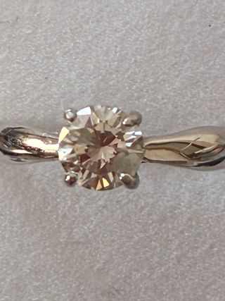 Anillo Oro 18k Diamante Natural 0.83ct VS1/H