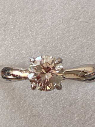 Anillo Oro 18k Diamante Natural 0.83ct VS1/H