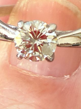 Anillo Oro 18k Diamante Natural 0.83ct VS1/H