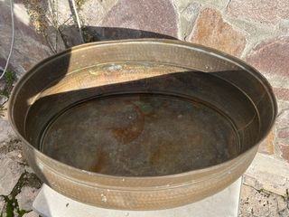 Portavasi ovale in rame antico sardo