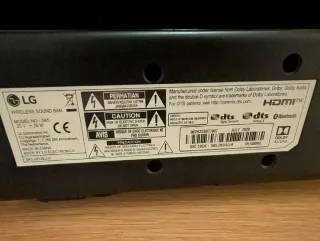 Barra de Sonido LG SK5 con Subwoofer