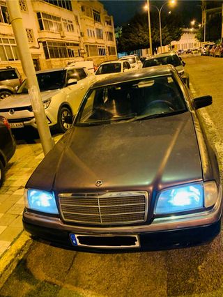 Mercedes-Benz C200 1995