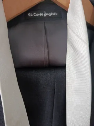 Traje El Corte Inglés Negro + Corbata Blanca