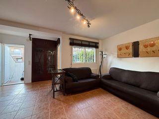 Casa adosada en alquiler en San Antonio de Benagéber