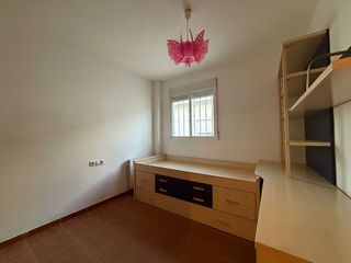 Casa adosada en alquiler en San Antonio de Benagéber