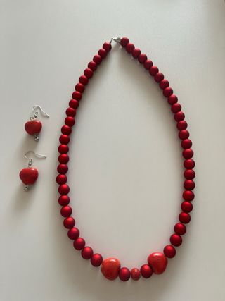 Conjunto rojo corazones collar y pendientes
