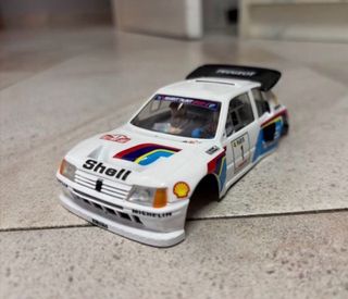 Carrocería Peugeot 205 src