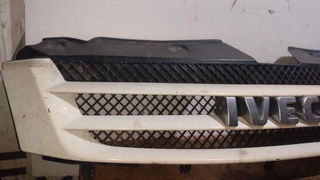 CALANDRA DELANTERA DE RADIADOR IVECO DAILY CAJA C