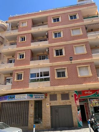 Garaje en alquiler en Playa del Cura en Torrevieja