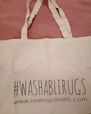 Alfombra grande de algodón rosa Lorena Canals