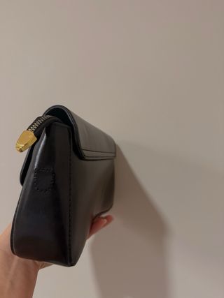 Bolso de mano negro cuadrado 26x16cm