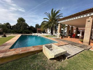 Chalet en venta en Ontinyent