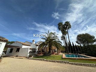 Chalet en venta en Ontinyent