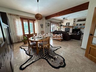 Chalet en venta en Ontinyent