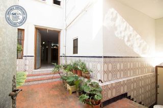 Casa en venta en Centro Ciudad en Manises