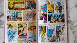 Marvel Gold Los Vengadores: Por Derecho Divino