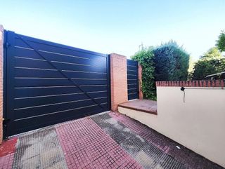 Chalet en venta en PAU 2-600 en Puertollano