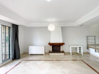 Casa pareada en venta en Calahonda en Mijas