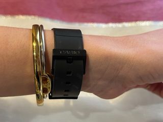 Reloj Casio Analógico Unisex Blanco y Negro