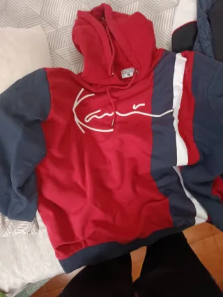 Sudadera Kani Roja y Azul