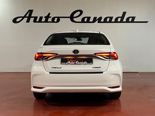 Toyota Corolla 1.8 125H BUSINESS PLUS E-CVT SEDAN