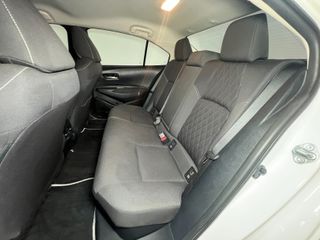 Toyota Corolla 1.8 125H BUSINESS PLUS E-CVT SEDAN