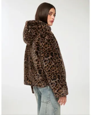 Chaqueta con capucha y estampado de leopardo