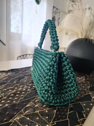 Pochette uncinetto verde