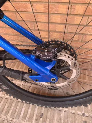 Cube Stereo Hybrid Action Team160