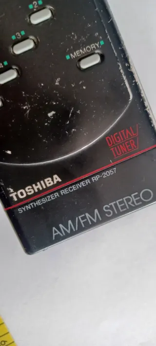 Toshiba RP-2057 Radio AM/FM Stereo Vintage 1983