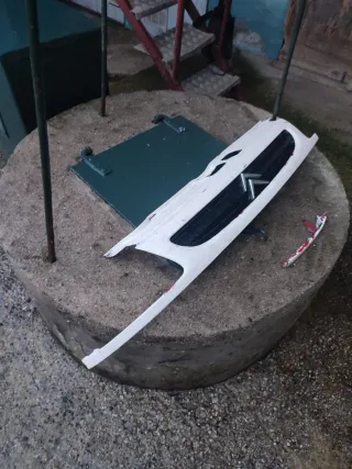 Frente/parrilla Saxo 16v Fase 1