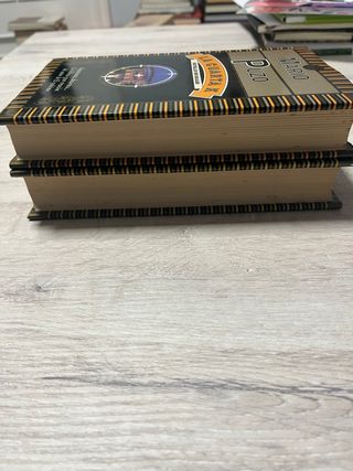 LOTE 2 LIBROS BESTSELLER · TAPA DURA