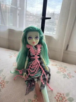 Muñeca Monster High Spectra Vondergeist