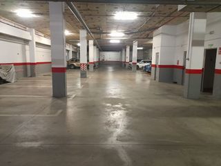 Garaje en venta en Coria del Río