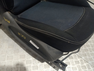 ASIENTO DELANTERO DERECHO PEUGEOT 208 ZM01 S / R
