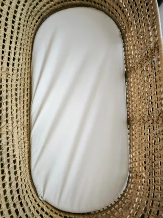 Cuna moisés mimbre con soporte