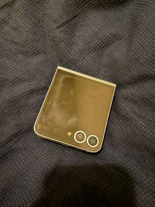 Samsung Galaxy Z Flip6 Blu, condizioni perfette