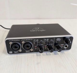 Behringer U-PHORIA UMC202HD Interfaz Audio